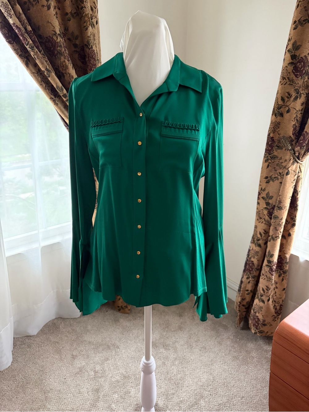 Emerald Green Button-Front Long Sleeve Blouse
